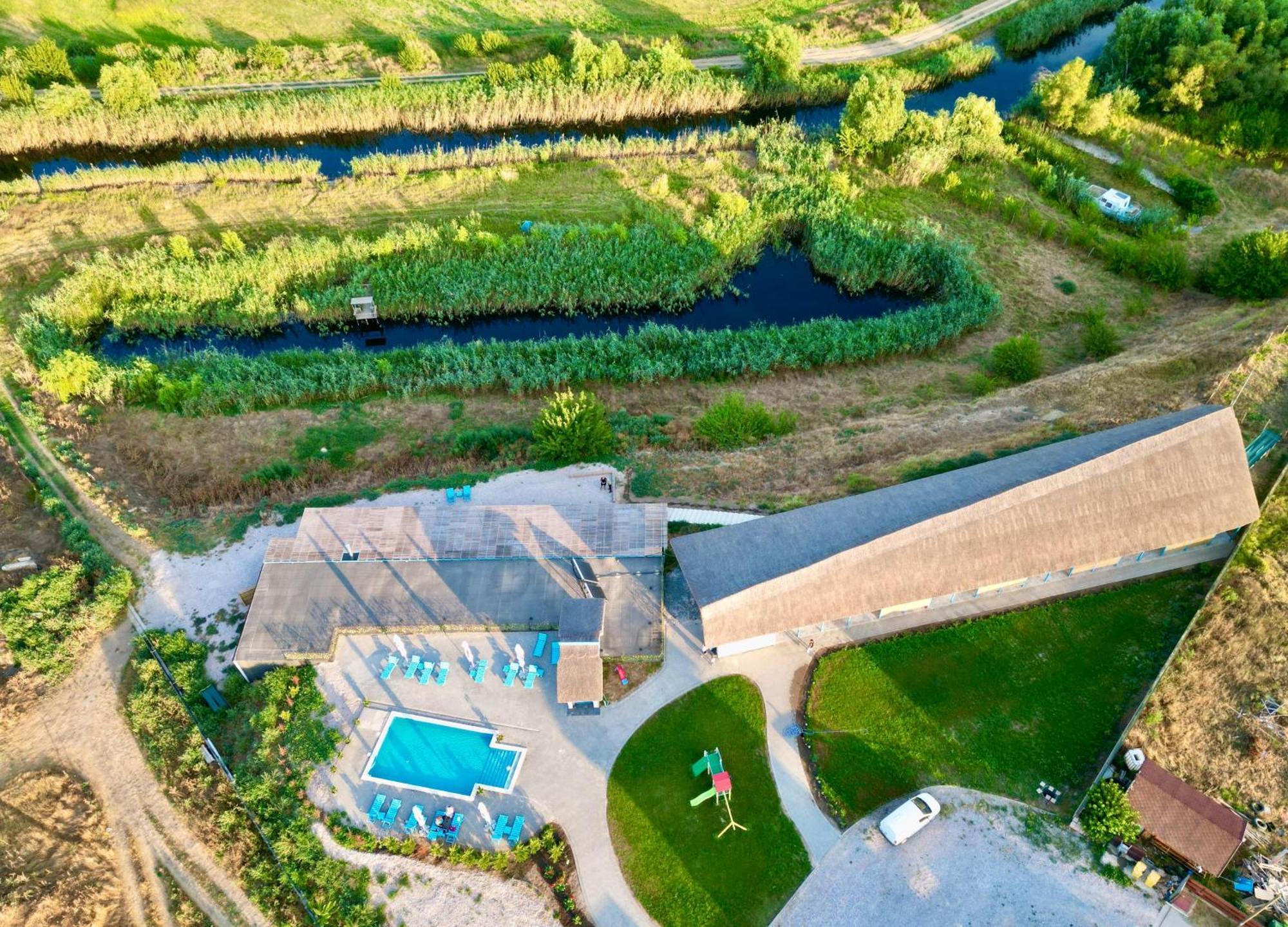 Danube Delta View Hotel Dunavatu de Jos Ngoại thất bức ảnh